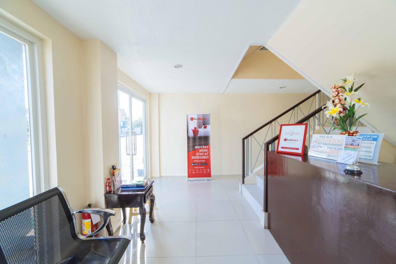 ホテル Reddoorz Near Davao International Airport エクステリア 写真